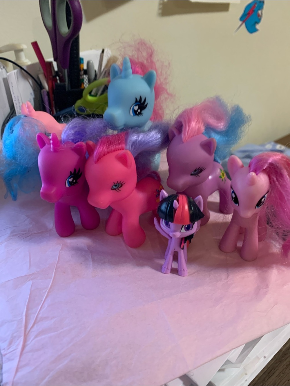 My Little Pony Pink, Purple & Blue Figure Bundle. 7 ponies in all.